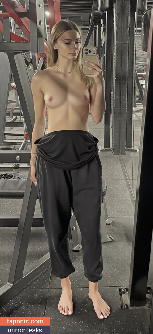 Nanou Philips nude leaks Photo #6