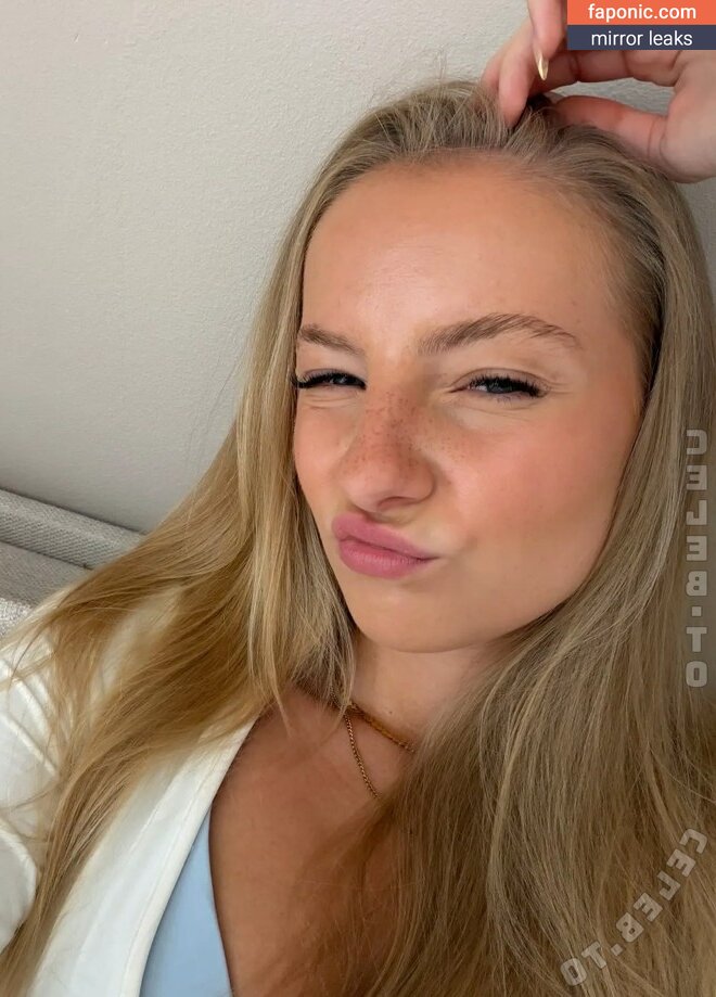 Coliendk nude leaks Photo #2