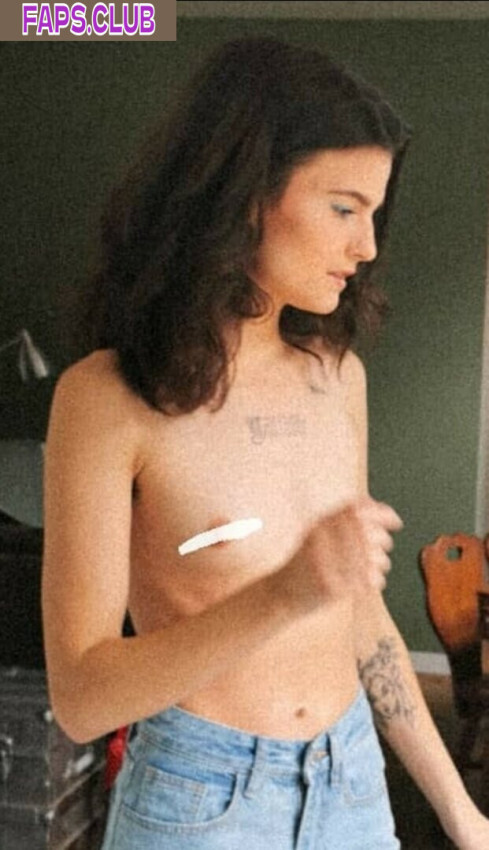 Lauryane Dion
nontumconnaispo, lauryane-dion
nude leaks Photo #7