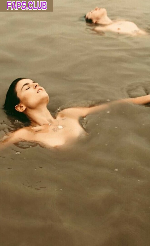 Lauryane Dion photo #9 - Faps