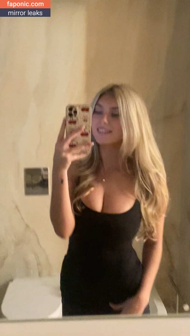 Rianabailey nude leaks Photo #9