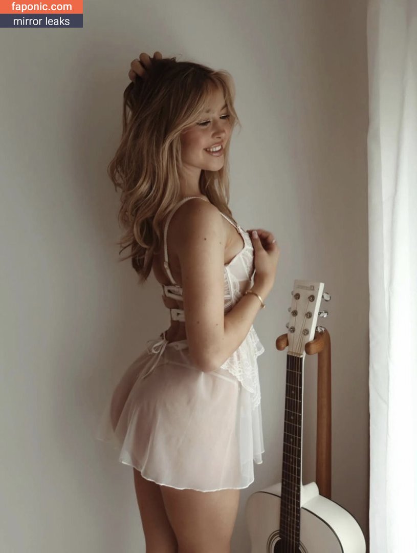 annerotic nude leaks Photo #9