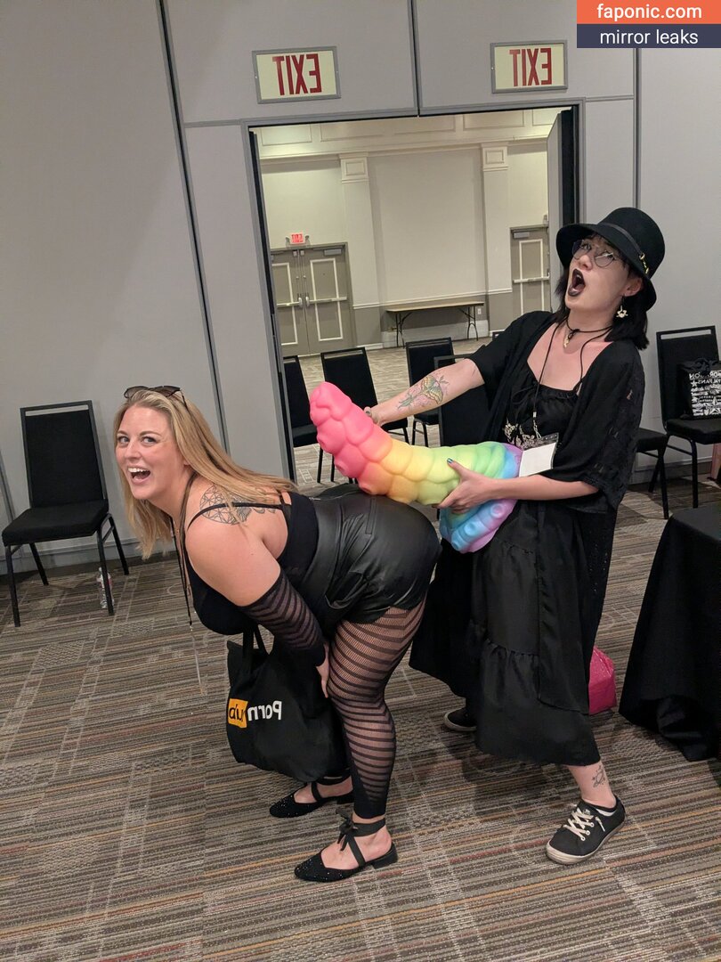 CeelCee leaked nude image 1