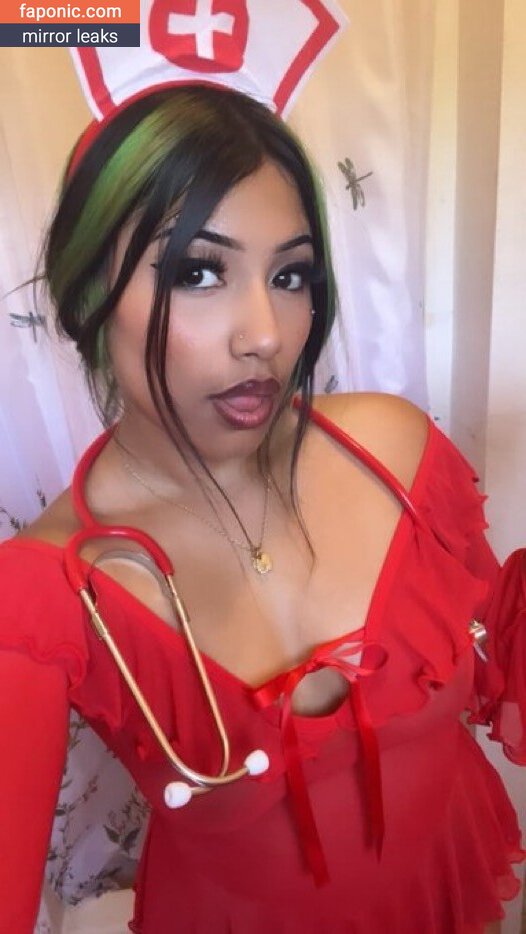 throatpiequeenn nude leaks Photo #8
