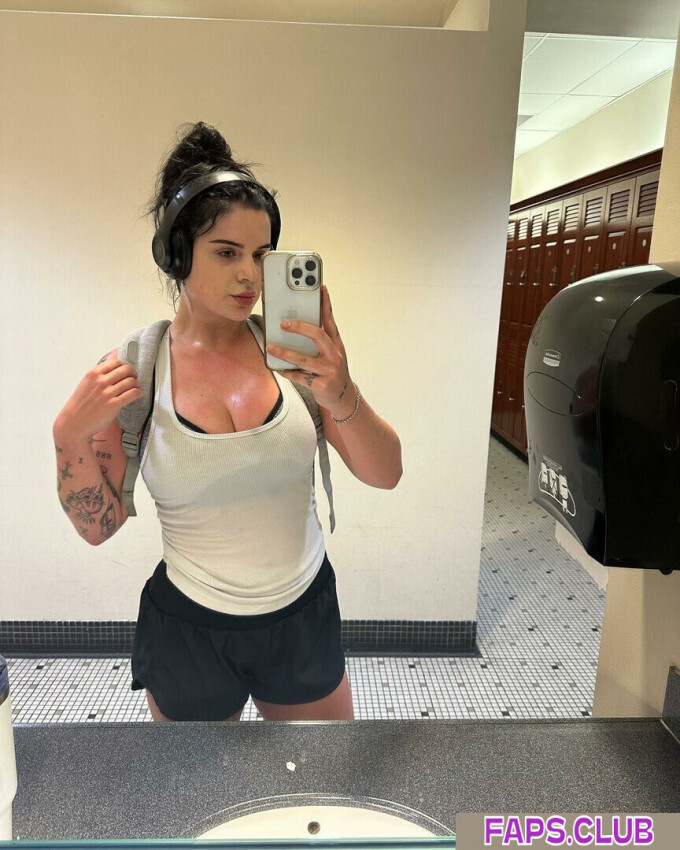Hope Schwing
                    
                                            hope-schwing
                                              nude leaks Photo #6