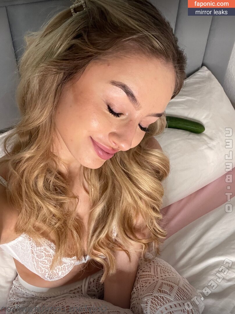Lara Wilson nude leaks Photo #8