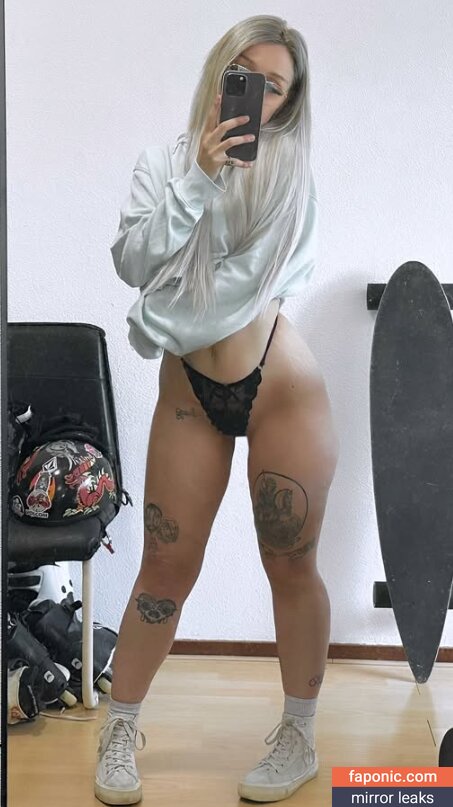 whosthisbastard nude leaks Photo #7