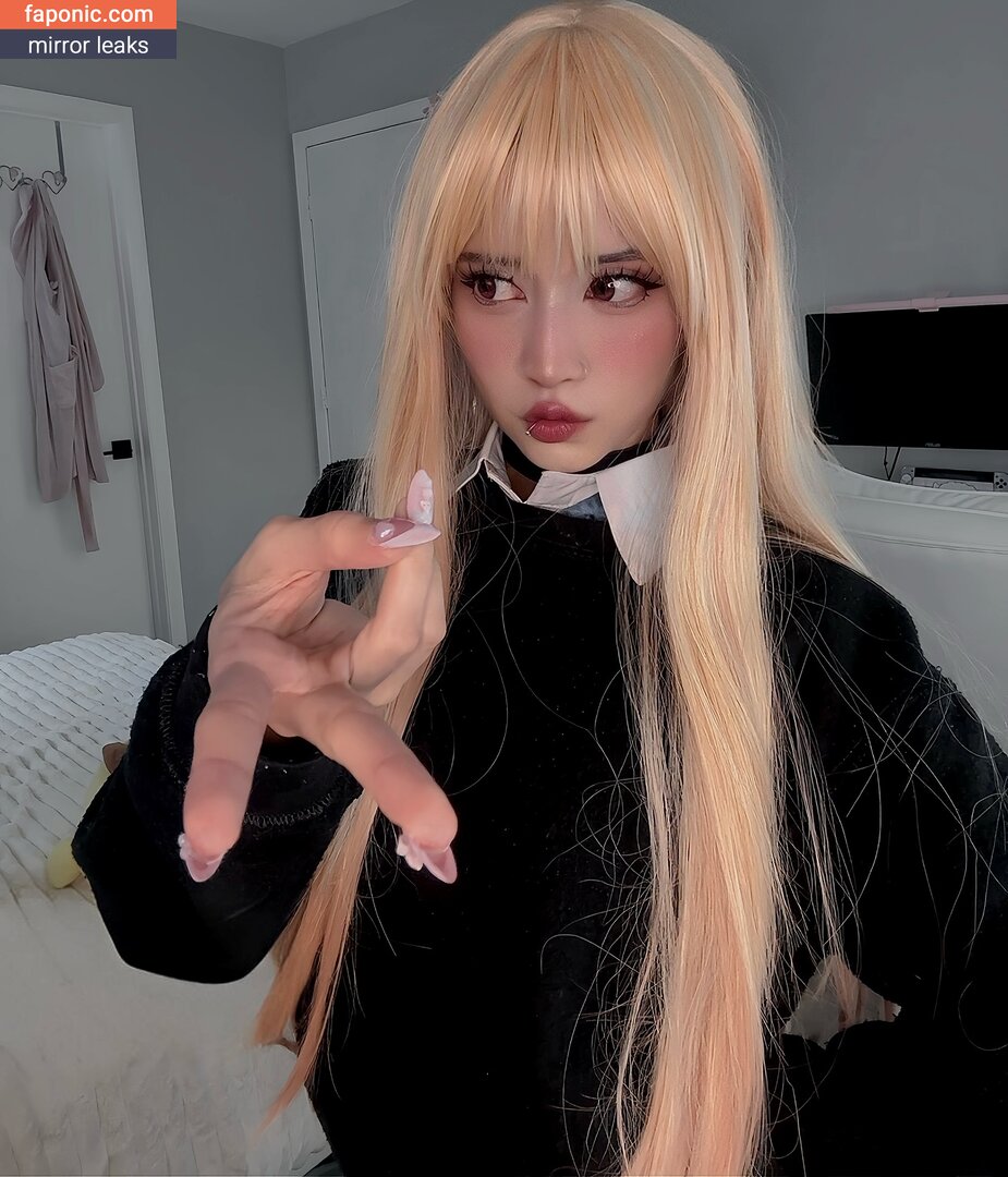 sylviedh nude leaks Photo #14