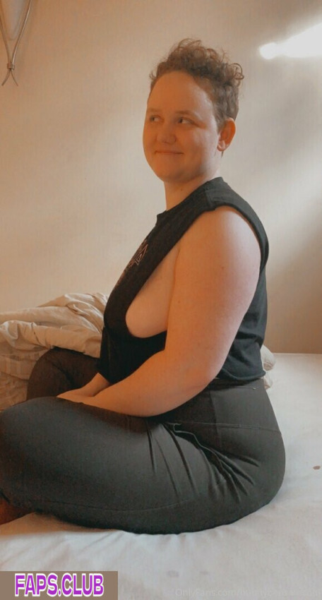 Hunnybeesarecool
                    
                                            hunnybeesarecool
                                              nude leaks Photo #5