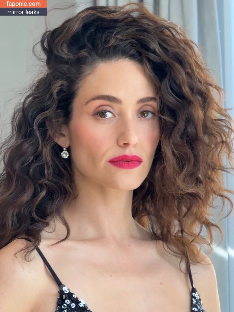 Emmy Rossum nude leaks Photo #3