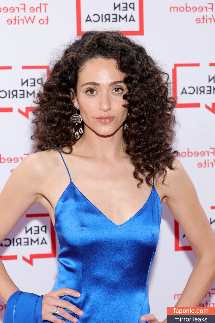 Emmy Rossum nude leaks Photo #10