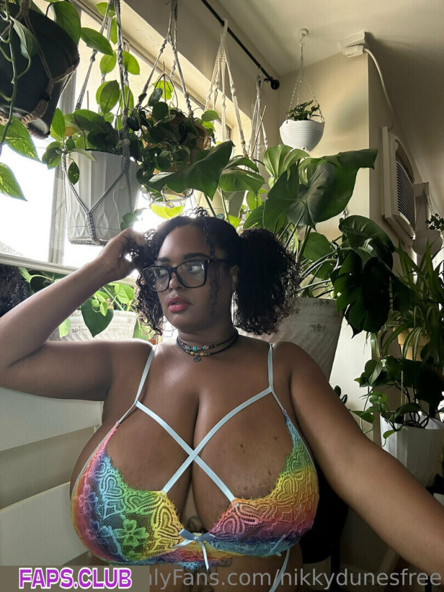 Nikkydunesfree
                    
                                            nikkydunesfree
                                              nude leaks Photo #2