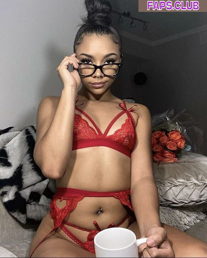 Alix Lapri
                    
                                            alix-lapri
                                              nude leaks Photo #4