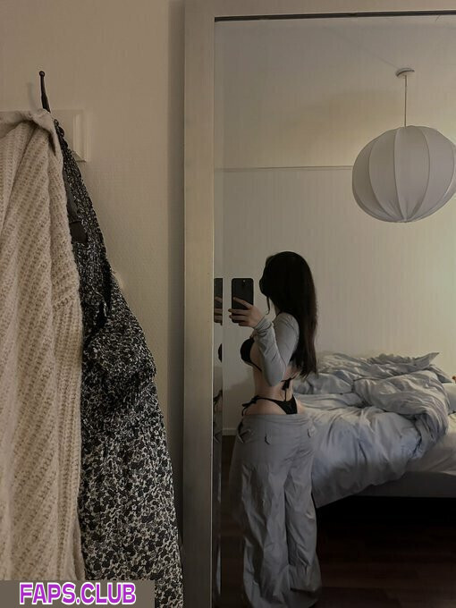 Stefanye Matsuda
                    
                                            stefanye-matsuda
                                              nude leaks Photo #2