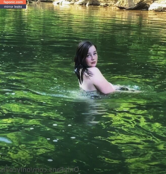 clara00ellis nude leaks Photo #2