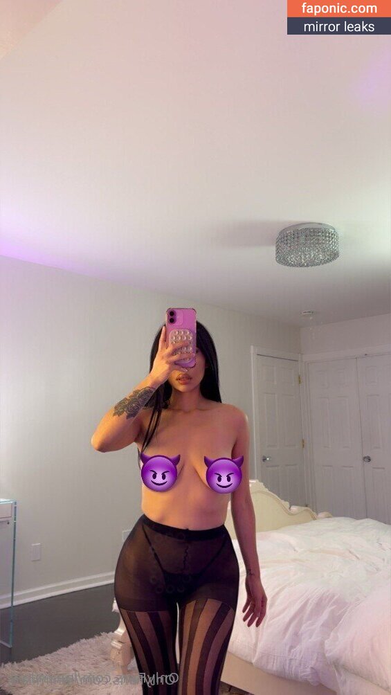 LaniiMilani nude leaks Photo #7
