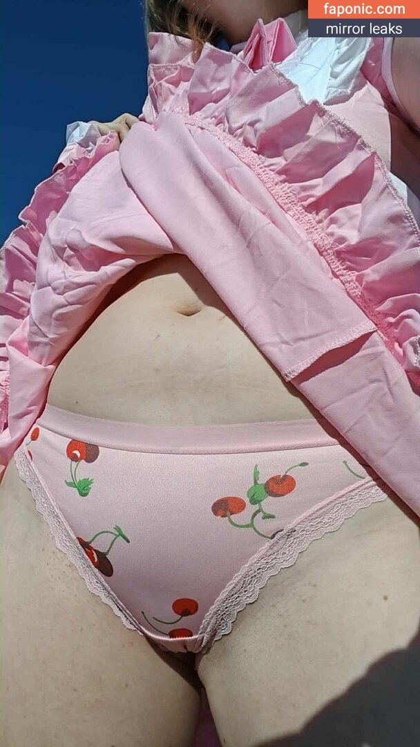 Submissiveplz nude leaks Photo #17