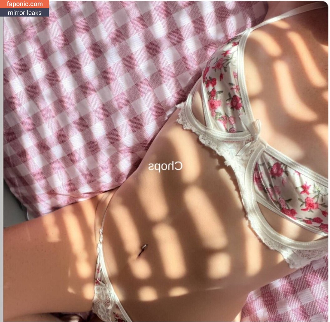 Kelly Compulsive nude leaks Photo #7