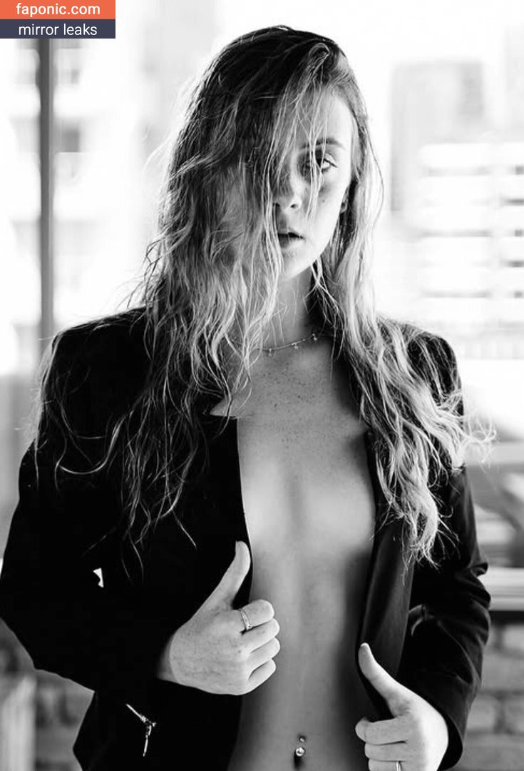 Kelly Compulsive nude leaks Photo #14
