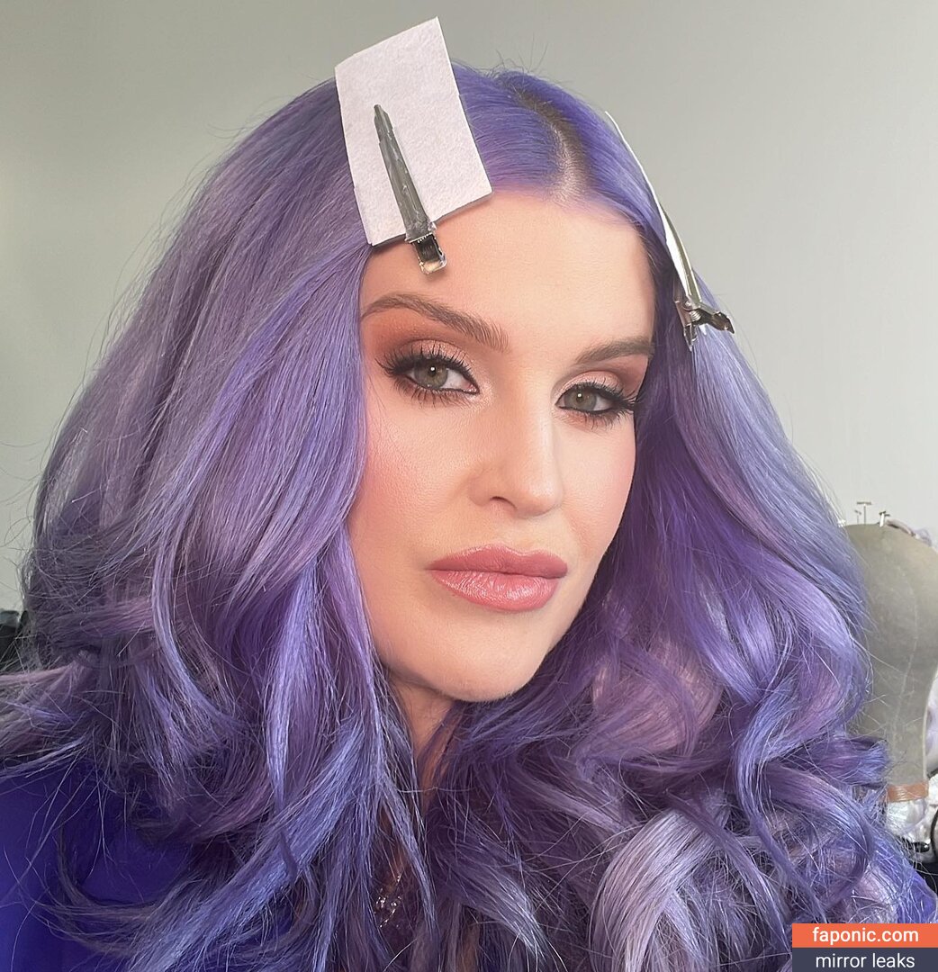 Kelly Osbourne nude leaks Photo #11