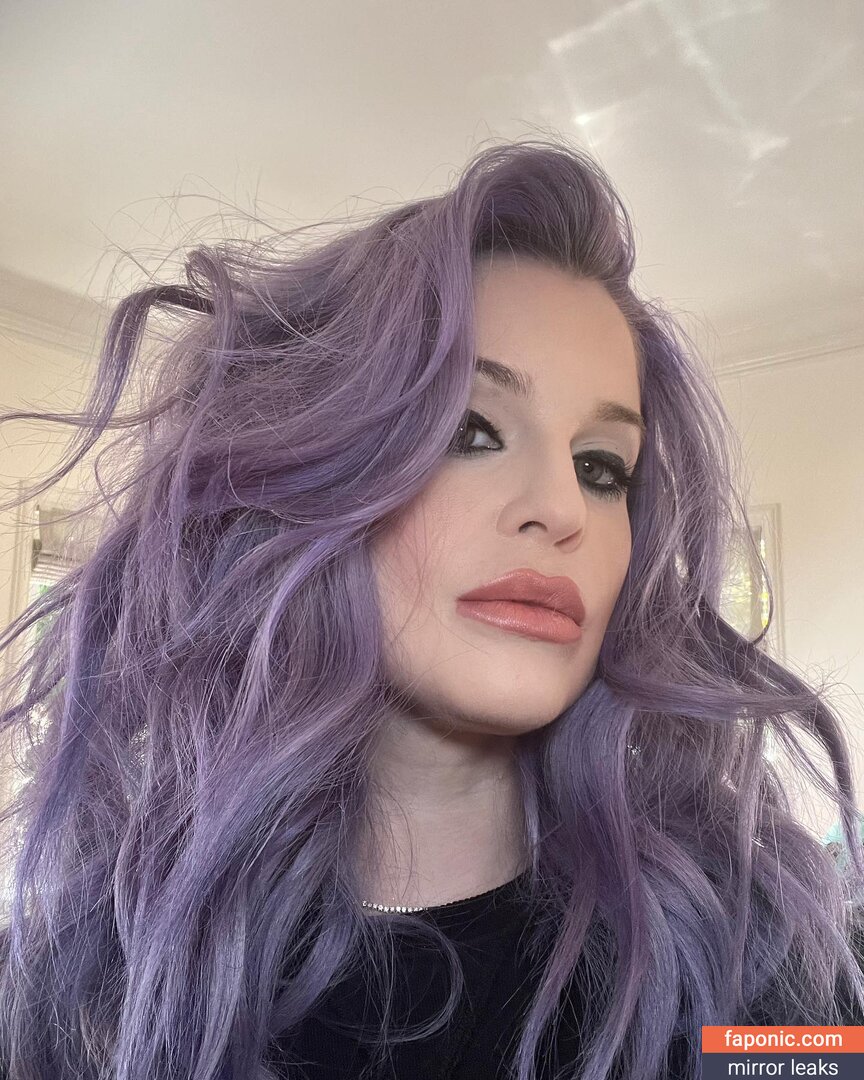 Kelly Osbourne nude leaks Photo #17
