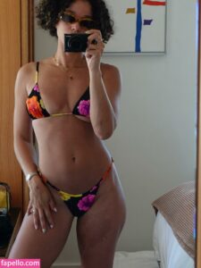 Alisha Wainwright nude leaks Photo #2