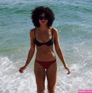 Alisha Wainwright nude leaks Photo #7