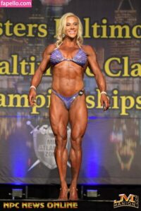 Ashley Hromyak photo 7