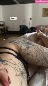 karma.handpoke nude leaks Photo #8