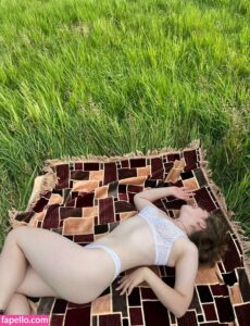 Lina Ryznaya nude leaks Photo #4