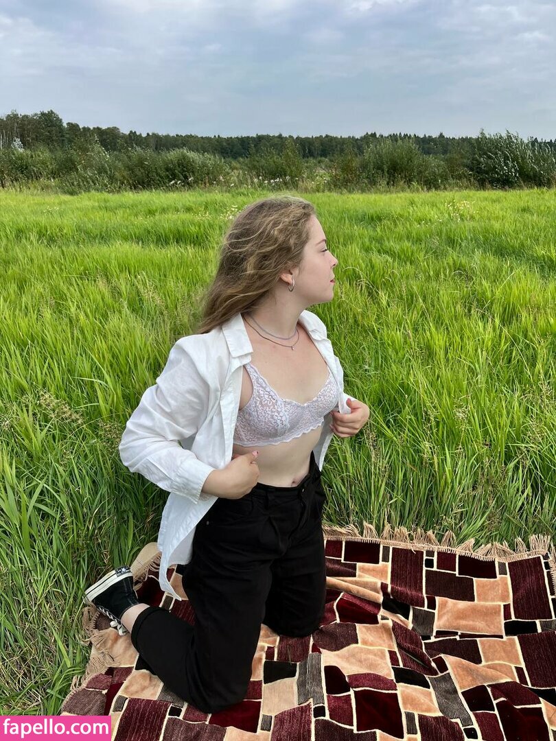Lina Ryznaya nude leaks Photo #6
