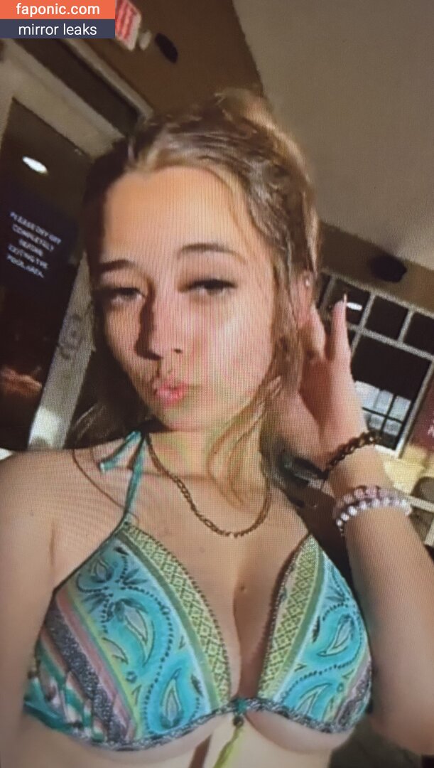 lyssa_main nude leaks Photo #1