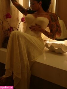 May Bakshi nude leaks Photo #1