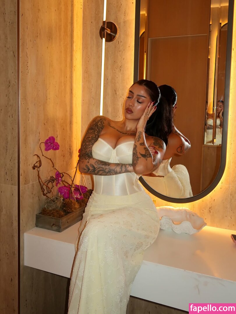 May Bakshi nude leaks Photo #5