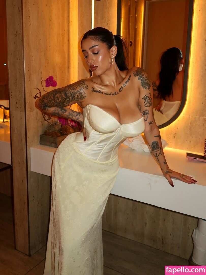 May Bakshi nude leaks Photo #10