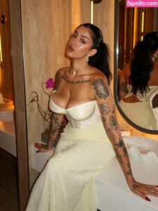 May Bakshi nude leaks Photo #12