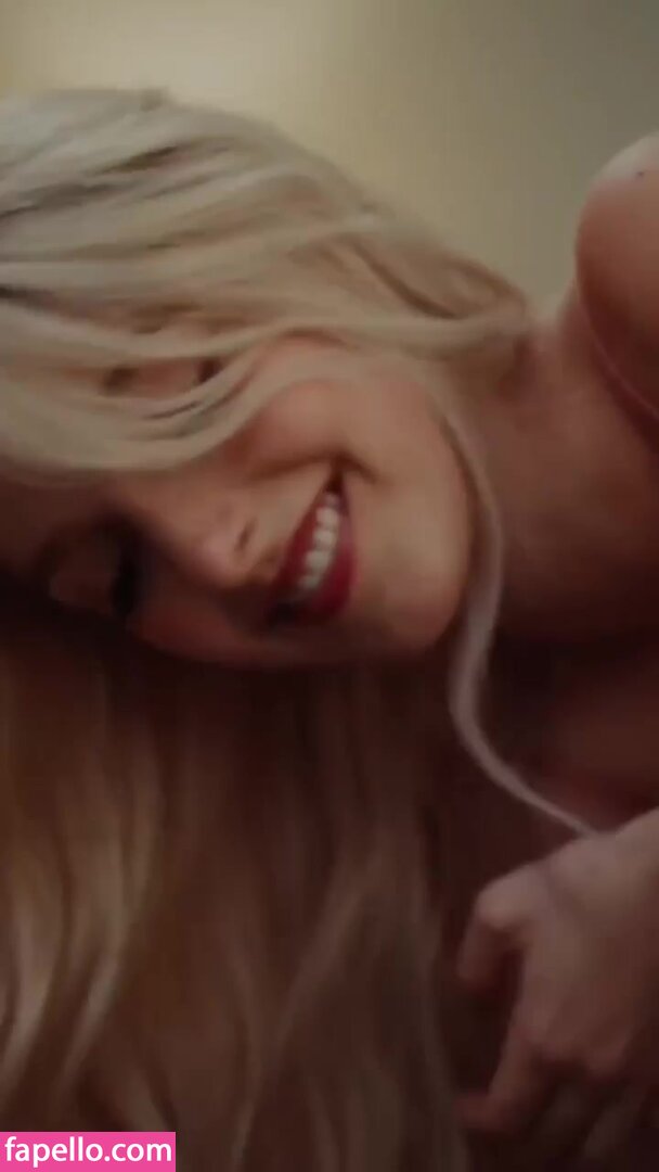 Mckenna Grace nude leaks Photo #8