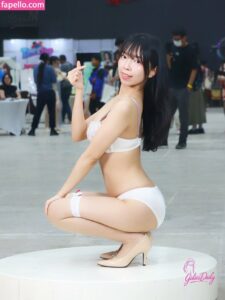 Nansayha Sathiankijchai nude leaks Photo #5