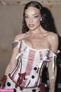 Abbie Chatfield nude leaks Photo #12