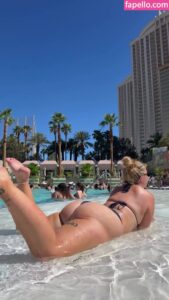Adrienne nude leaks Photo #6