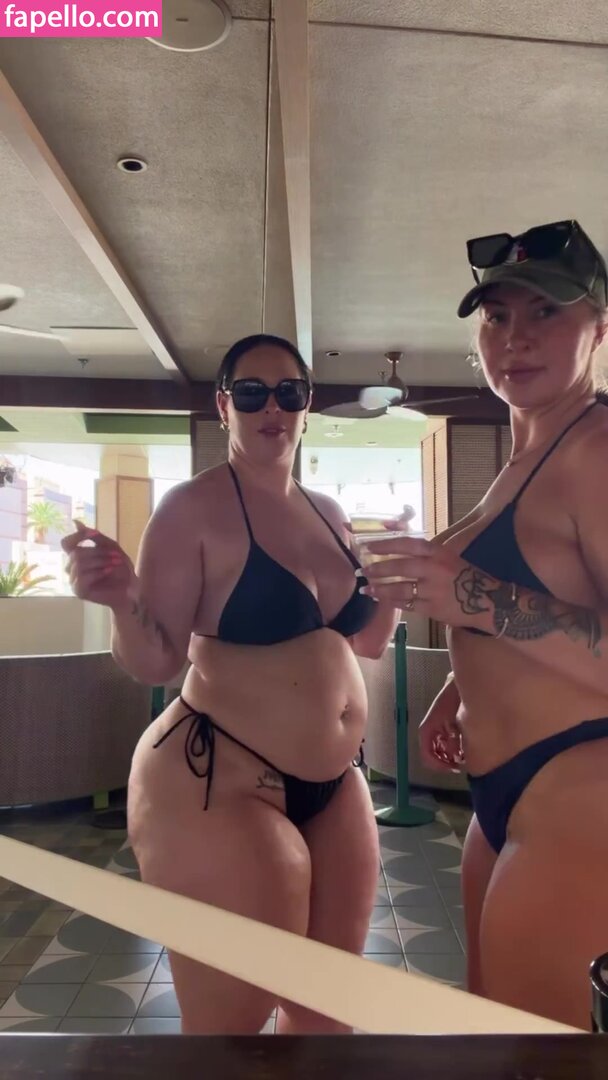 Adrienne nude leaks Photo #7