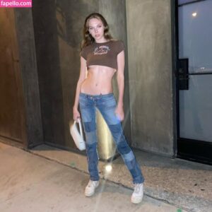 Alex Consani nude leaks Photo #19