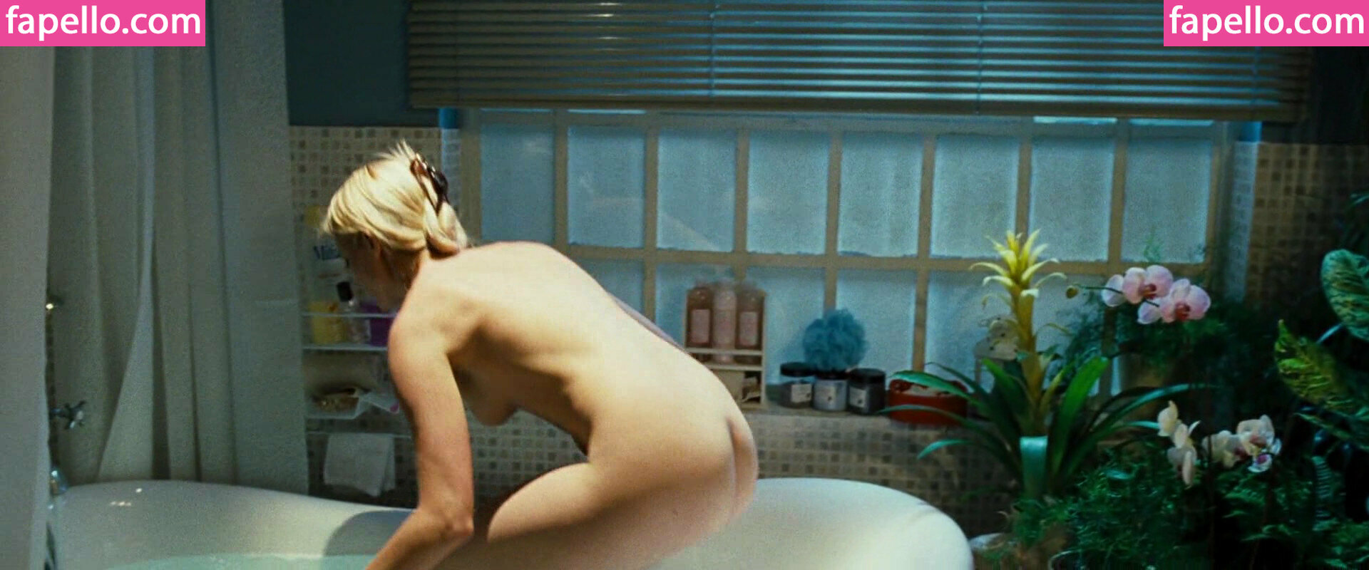 Amy Smart nude leaks Photo #1