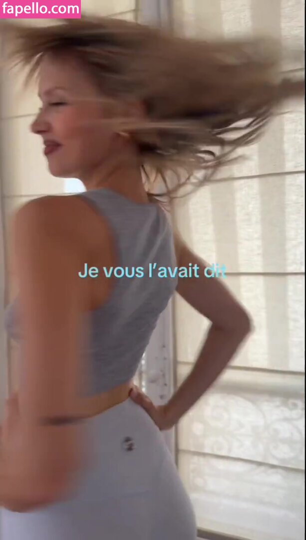 Angèle Van Laeken nude leaks Photo #2