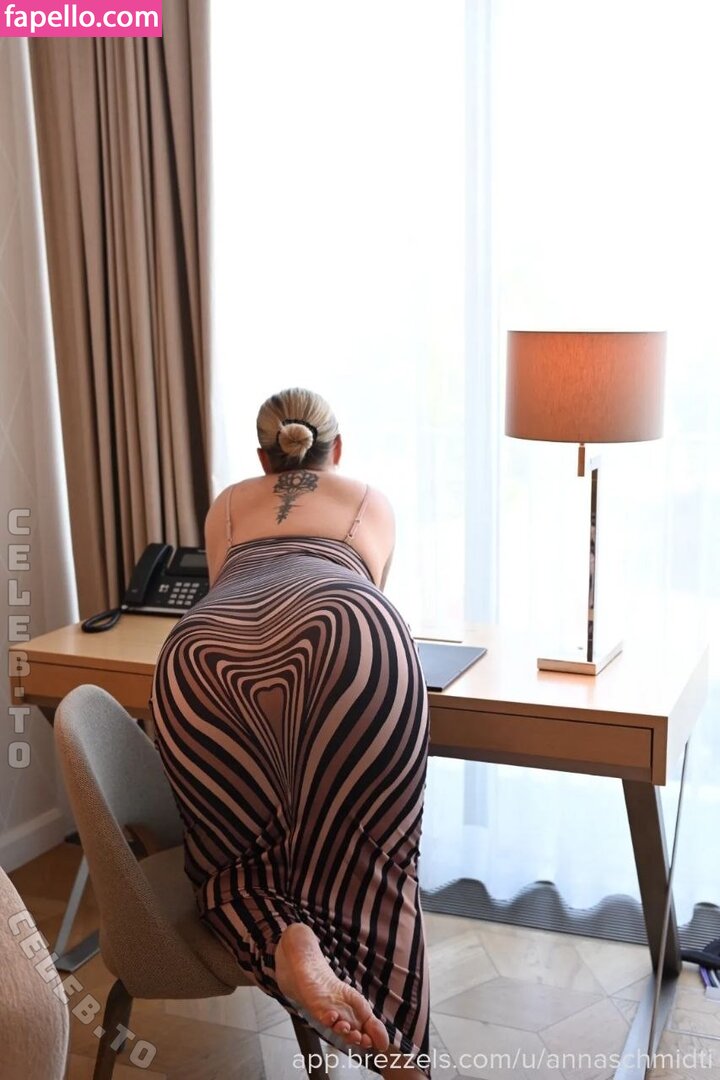 Anna Schmidt nude leaks Photo #2