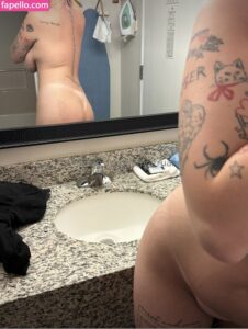 Anya Truax nude leaks Photo #3