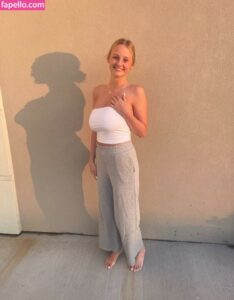 Anya Truax nude leaks Photo #7
