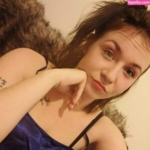beckylouise297 nude leaks Photo #2