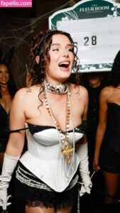 Bella Thorne nude leaks Photo #2