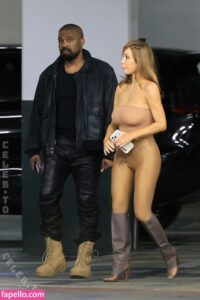 Bianca Censori nude leaks Photo #3